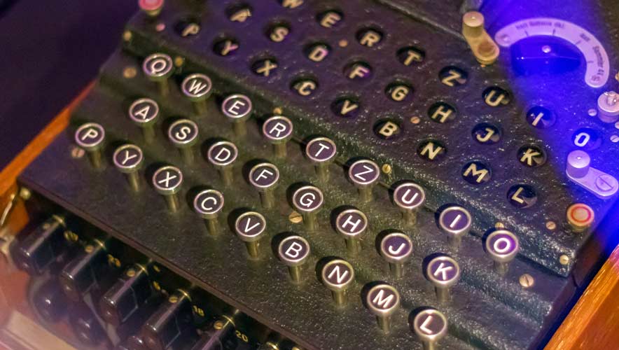 Photo of an enigma cipher coding machine.