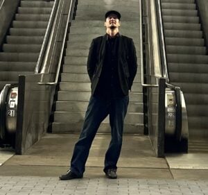 andy-trench-300x281.jpg