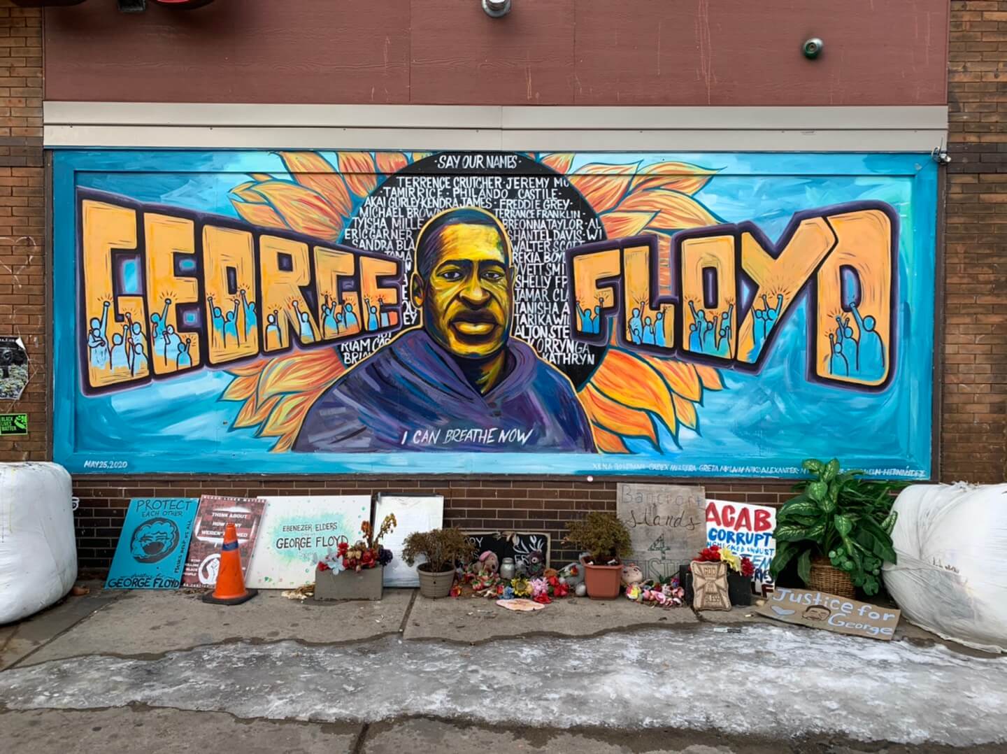 George Floyd Mural-Megan Gates credit.jpg